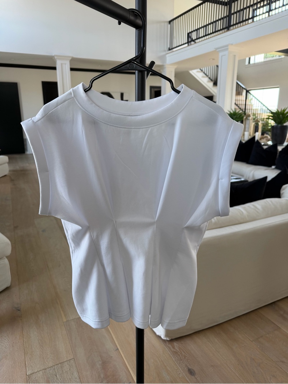 Express White Cap-Sleeve Crewneck Tank Top